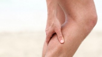 Le syndrome des jambes sans repos touche fr&eacute;quemment les femmes enceintes