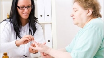 La d&eacute;couverte d&rsquo;un diab&egrave;te au cours d&rsquo;une hospitalisation n&eacute;cessite une strat&eacute;gie &eacute;ducative irr&eacute;prochable pour que les messages essentiels soient bien compris et retenus