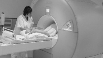 IRM pr&eacute;op&eacute;ratoire dans le cancer du sein : un bilan globalement positif