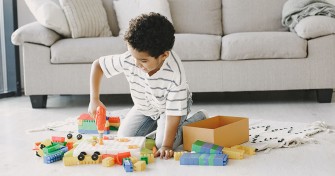 Sympt&ocirc;mes de l&rsquo;autisme (que tous les parents devraient conna&icirc;tre)