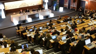 Une conf&eacute;rence denseignement universitaire &agrave; Blida